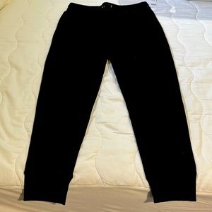 Gap men’s athletic style sweatpants in black